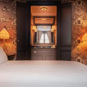 Maison Athenee Parijs