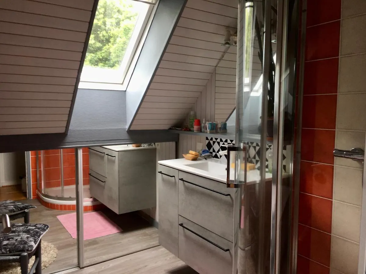 Chambres D'Hotes Chez Annie Breles 0*,  France